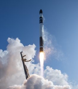 ロケットラボ、エレクトロンで日本の小型衛星打ち上げに成功