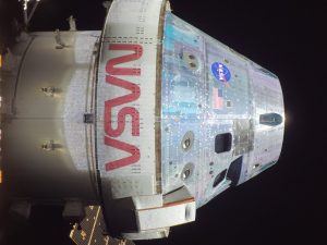 NASA新型宇宙船オリオンがセルフィー撮影　日本の探査機オモテナシとエクレウスの状況は？