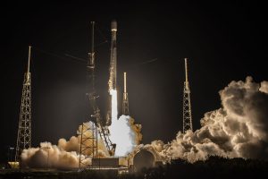 スペースX、ユーテルサットの通信衛星「Hotbird 13G」を打ち上げ