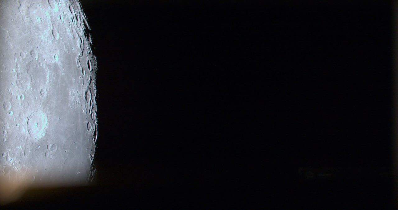 【▲ HAKUTO-Rミッション1ランダーに搭載されているispaceのカメラで2023年3月26日に撮影された月の東縁付近（Credit: ispace）】