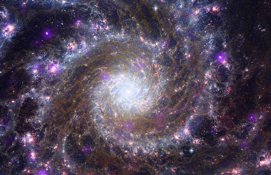 Co-authored by Hubble, Chandra and Webb. Spiral galaxy M74[الصورة الفضائية اليوم]Satellite portal website sorae