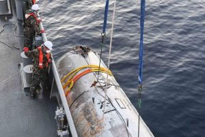 韓国軍、北朝鮮の「千里馬1型」ロケットの一部とみられる残骸を回収