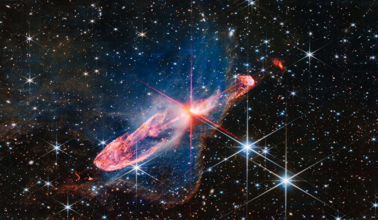 【▲ ジェイムズ・ウェッブ宇宙望遠鏡の近赤外線カメラ（NIRCam）で観測されたハービッグ・ハロー天体「HH 46/47」（Credit: NASA, ESA, CSA, J. DePasquale (STScI)）】