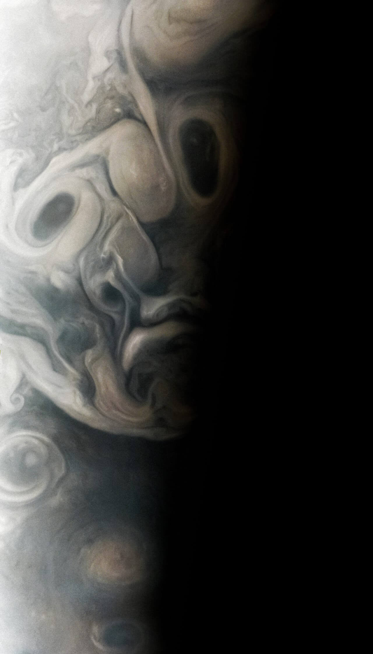 【▲ 木星の北半球に現れた“顔”を思わせる雲の模様。アメリカ航空宇宙局（NASA）の木星探査機「Juno（ジュノー）」の可視光カメラ「JunoCam」で2023年9月7日に撮影（Credit: Image data: NASA/JPL-Caltech/SwRI/MSSS; Image processing by Vladimir Tarasov）】