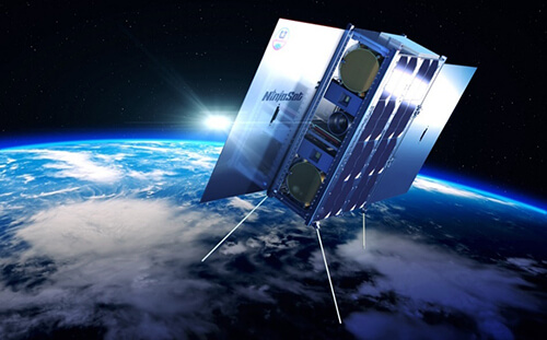 【▲ 地球を周回する超小型X線観測衛星「NinjaSat」の想像図（Credit: 理化学研究所）】