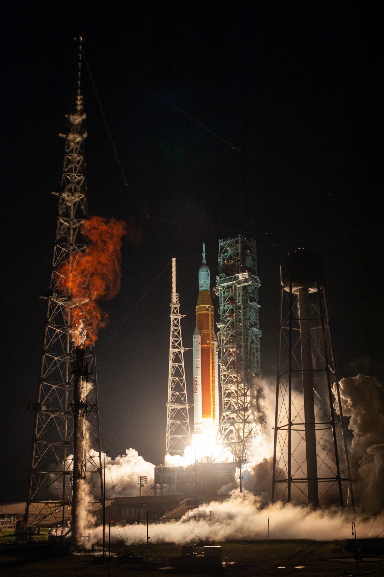 「アルテミス1」SLS初号機打ち上げから1年（2022年11月16日）【今日の宇宙画像】