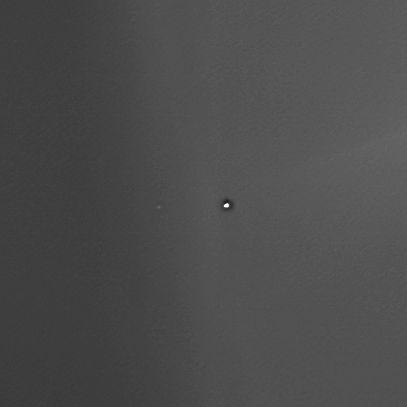 【▲ 欧州宇宙機関（ESA）の火星探査機「マーズ・エクスプレス」の高解像度ステレオカメラ（HRSC）で撮影された地球と月のアニメーション画像。2023年5月15日・5月21日・5月27日・6月2日に撮影された4枚の画像を使って作成（Credit: ESA/DLR/FU Berlin）】