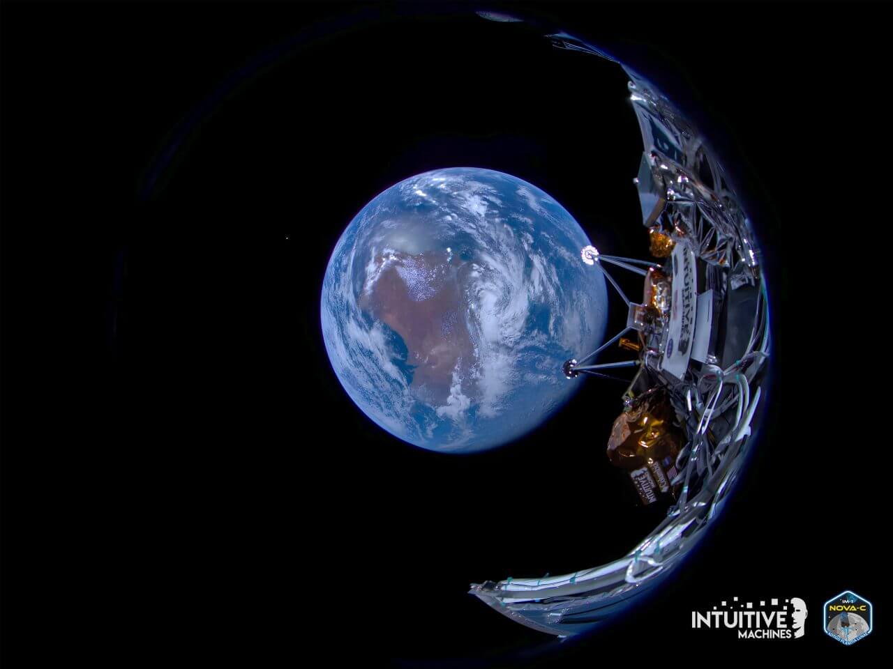 【▲ インテュイティブ・マシーンズの月着陸船「Nova-C」のカメラで撮影された画像。スペースXの「ファルコン9」ロケットから分離された後に撮影（Credit: Intuitive Machines）】