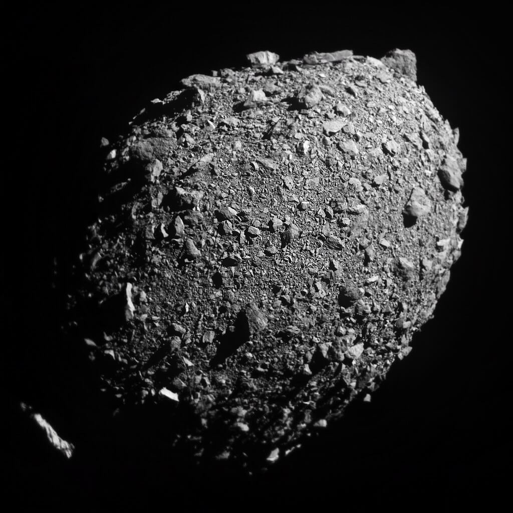 Rocks taken out from NASA's experiment to change the orbit of an asteroid may collide with Mars in the future. Space Portal website |