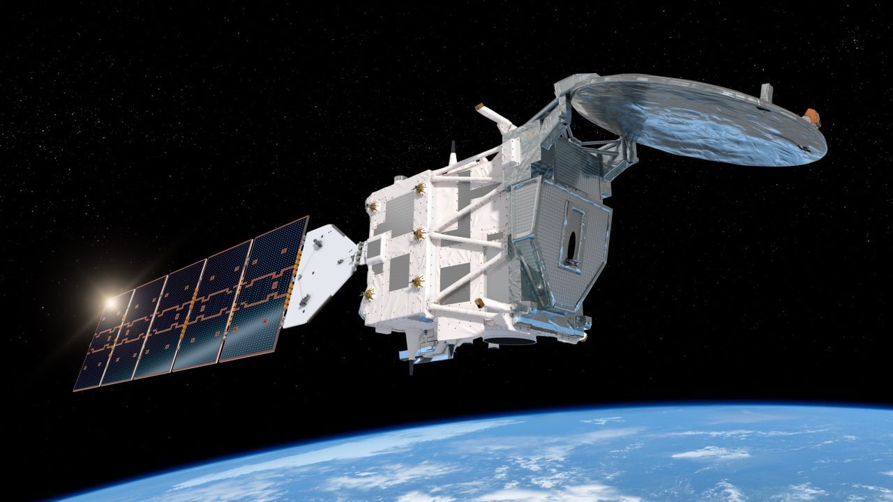 【▲ 地球観測衛星「EarthCARE（はくりゅう）」の想像図（Credit: ESA/ATG medialab）】