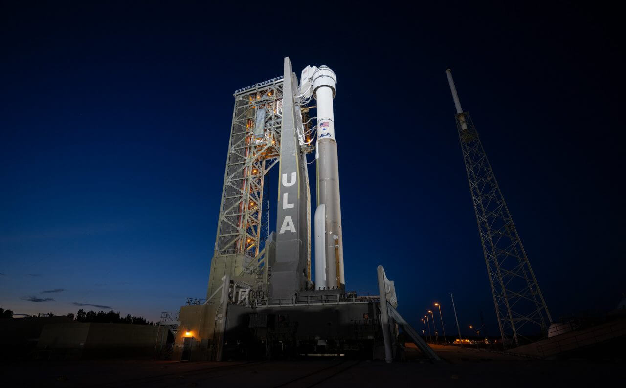 【▲ ボーイングの新型宇宙船「スターライナー」を搭載したユナイテッド・ローンチ・アライアンス（ULA）の「アトラスV」ロケット。アメリカの現地時間2024年5月5日撮影（Credit: NASA/Joel Kowsky）】