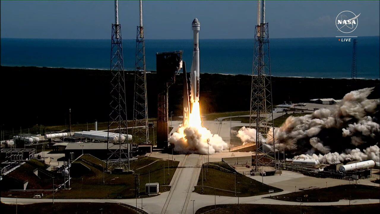 【▲ CFTミッションの新型宇宙船「スターライナー」を搭載して打ち上げられた「アトラスV」ロケット。アメリカ航空宇宙局（NASA）のライブ配信から（Credit: NASA）】