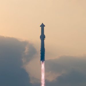 スペースX、新型ロケット「スターシップ」第4回飛行試験実施　宇宙船の軟着水に成功