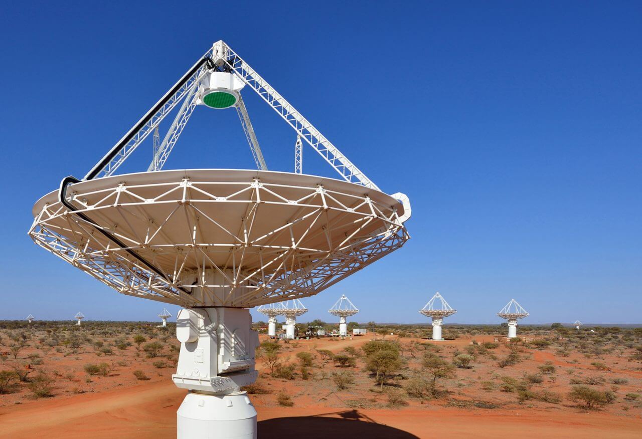 【▲ 図2: ASKAP電波望遠鏡群の写真。（Credit: CSIRO）】