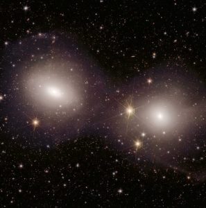 ESAユークリッド宇宙望遠鏡が撮影した「かじき座銀河群」の銀河たち