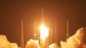 中国、無人補給船「天舟8号」の打ち上げとドッキングに成功　