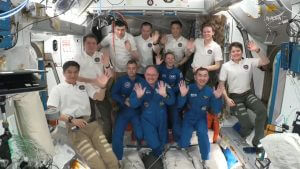 NASA「Crew-11」ミッションの4名がISSに到着　JAXAの油井宇宙飛行士が大西宇宙飛行士とISSで再会