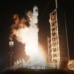 スペースX、アメリカ宇宙軍のスペースプレーン「X-37B」を打ち上げ