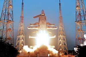 インド宇宙研究機関が軍の通信衛星を打ち上げ　インド領土からGTOに投入された最も重い通信衛星に