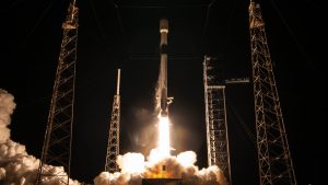 スペースXが「ファルコン9」でGPS III衛星「Ellison Onizuka」を打ち上げ　全10機中9機目