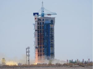 中国が「長征4号丙」で温室効果ガス観測衛星「大気2号」を打ち上げ