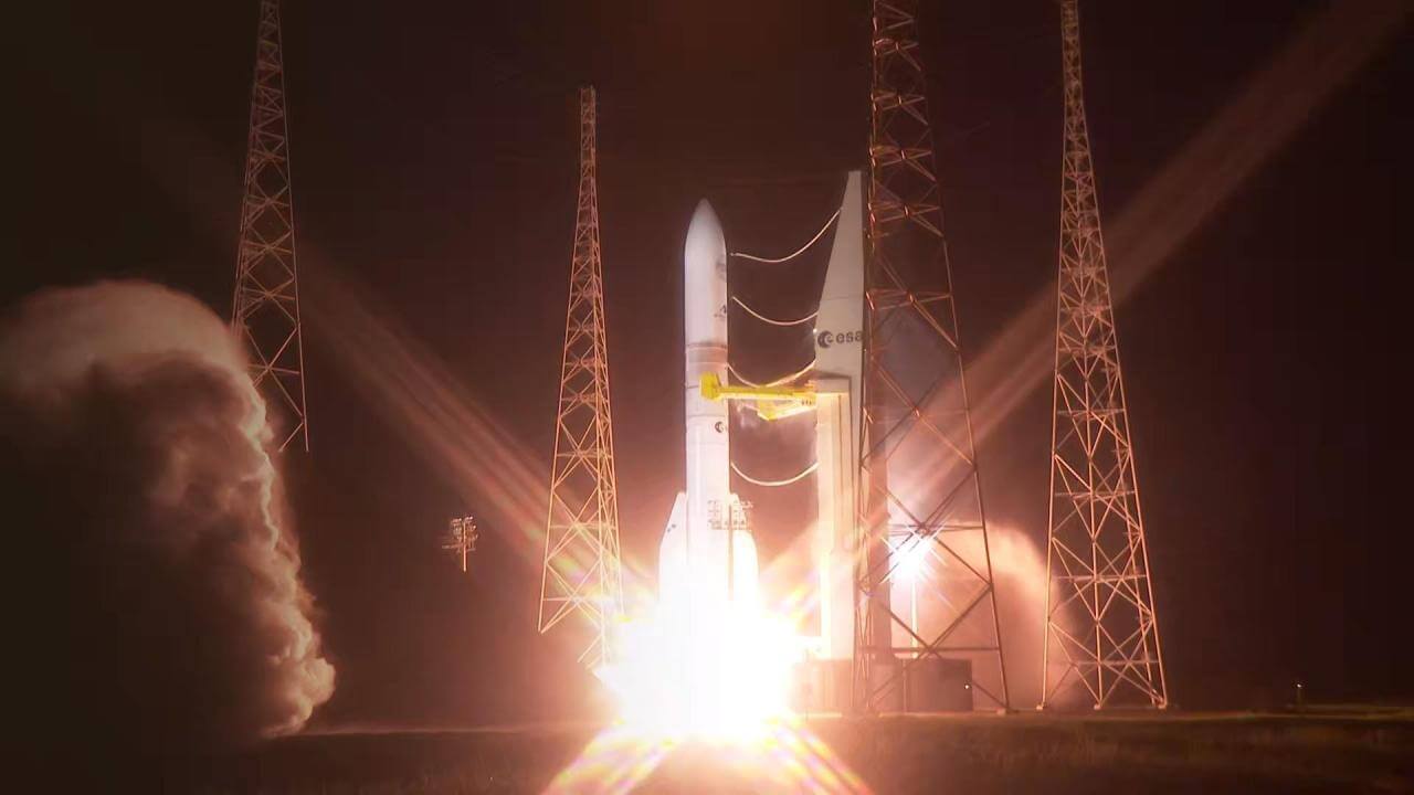ギアナ宇宙センターから打ち上げられた「アリアン6」ロケット（Credit: Arianespace）