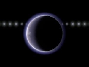 海王星よりも太陽から遠い天体「2002 XV93」の大気を発見　冥王星以外の太陽系外縁天体では初
