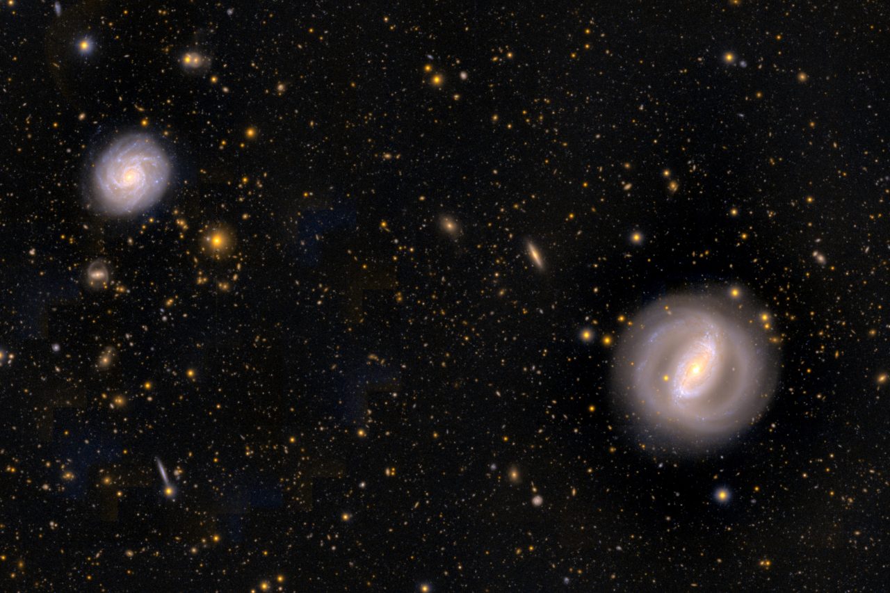 すばる望遠鏡が観測した対照的な銀河「NGC 3504」と「NGC 3512」のペア