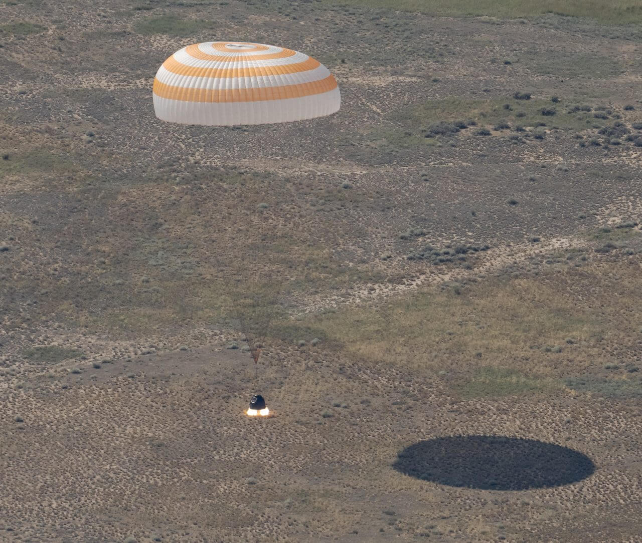 ロシアの宇宙船「ソユーズMS-28」が帰還　3名が8か月間のISS滞在を終える