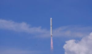 中国が「長征2号丙」ロケットを打ち上げ　UAEの「SEO衛星」を軌道投入
