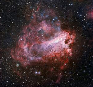 いくつもの愛称を持つ散光星雲「M17」 ヨーロッパ南天天文台の望遠鏡が観測