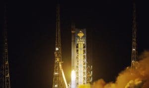 中国が「長征12号」を打ち上げ　衛星インターネット低軌道第27組衛星を軌道投入