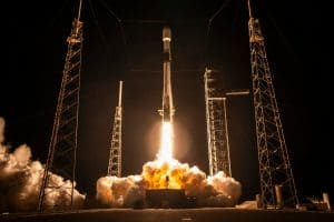 スペースX、ライドシェアミッション「Bandwagon-5」を打ち上げ 再突入カプセル「Starfall」が2回目の飛行