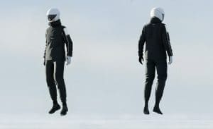 ミズノ、JAXA発emblemの「ウェアラブル飛行装置」向けギアを開発