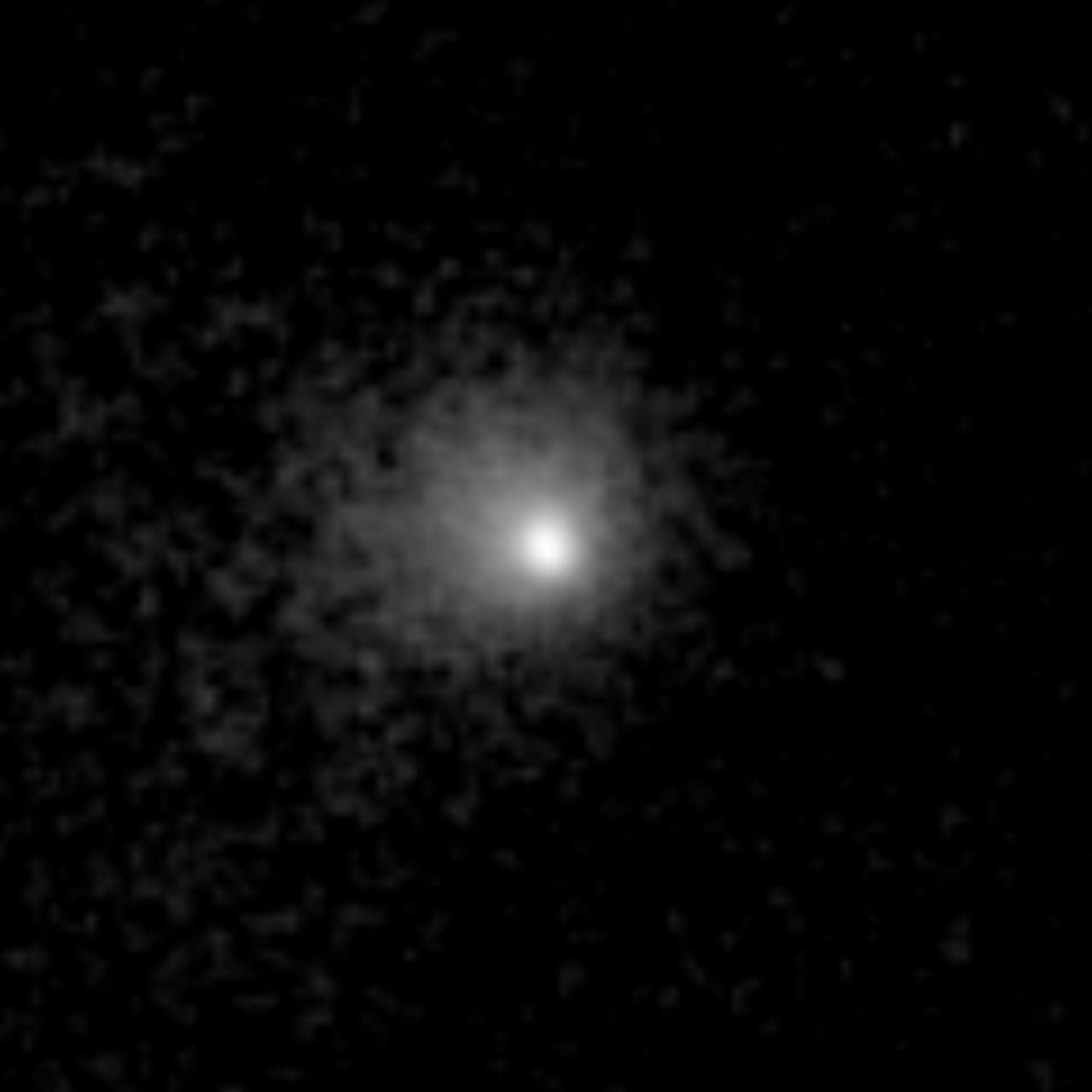 ESAのユークリッド(Euclid)宇宙望遠鏡の観測データから発見された彗星「C/2026 S1(Euclid)」。ユークリッドの「VIS(可視光カメラ)」で取得した露光89.5秒の画像8枚を合成したもの(Credit: ESA/Euclid/Euclid Consortium/NASA, M. Pöntinen et al. 2026)